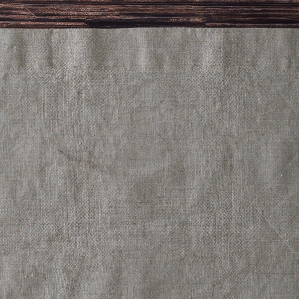 linen placematwith a wooden border